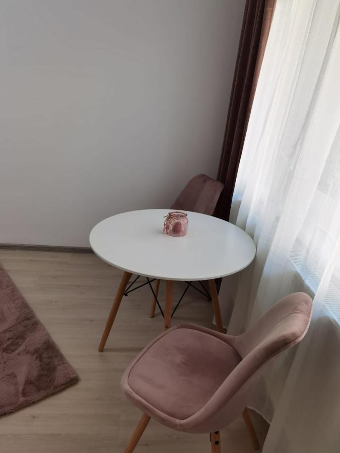Focus Room 密古雷休治 外观 照片